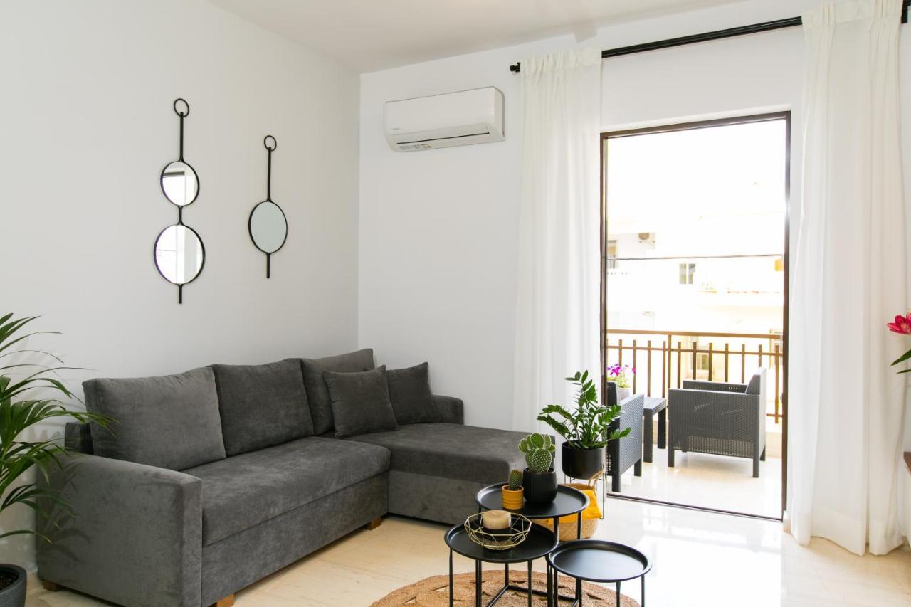 #Avant_Garde #Beach 2',Downtown 5' Réthimno Kültér fotó